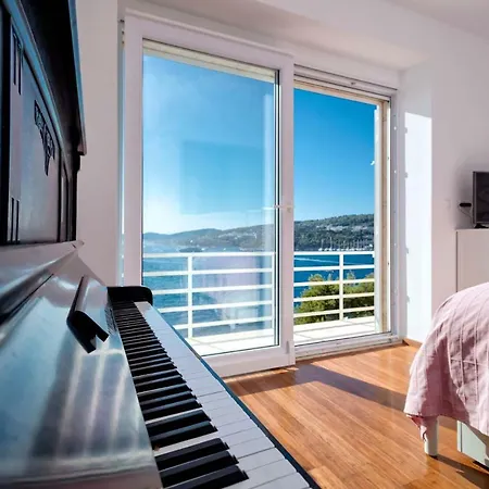 Tajan Apartment Hvar Town