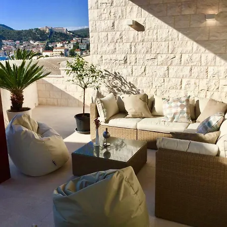 Tajan * Hvar Town